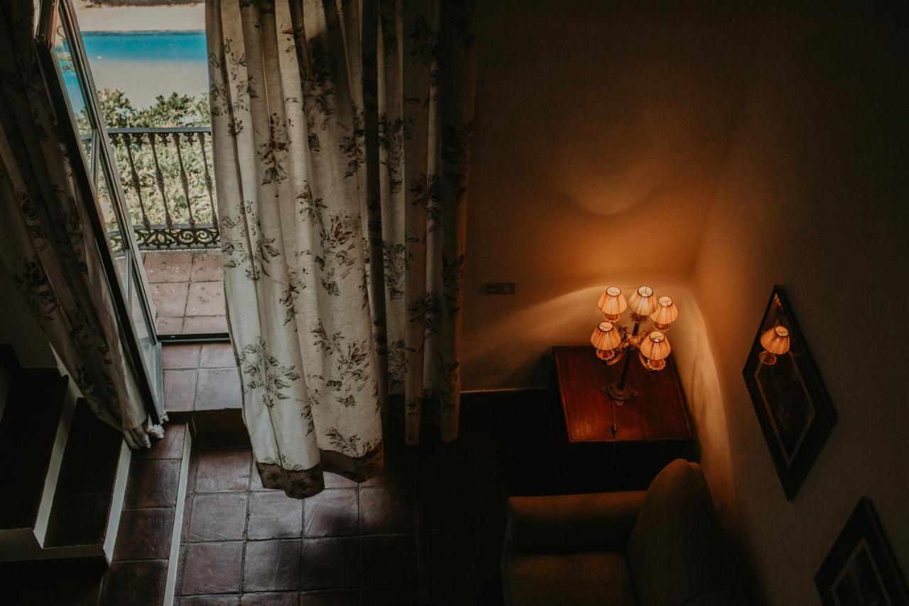 Hotel Posada De Valdezufre Aracena Esterno foto