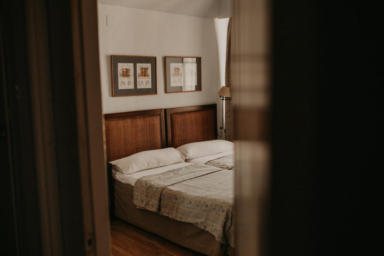 Hotel Posada De Valdezufre Aracena Esterno foto