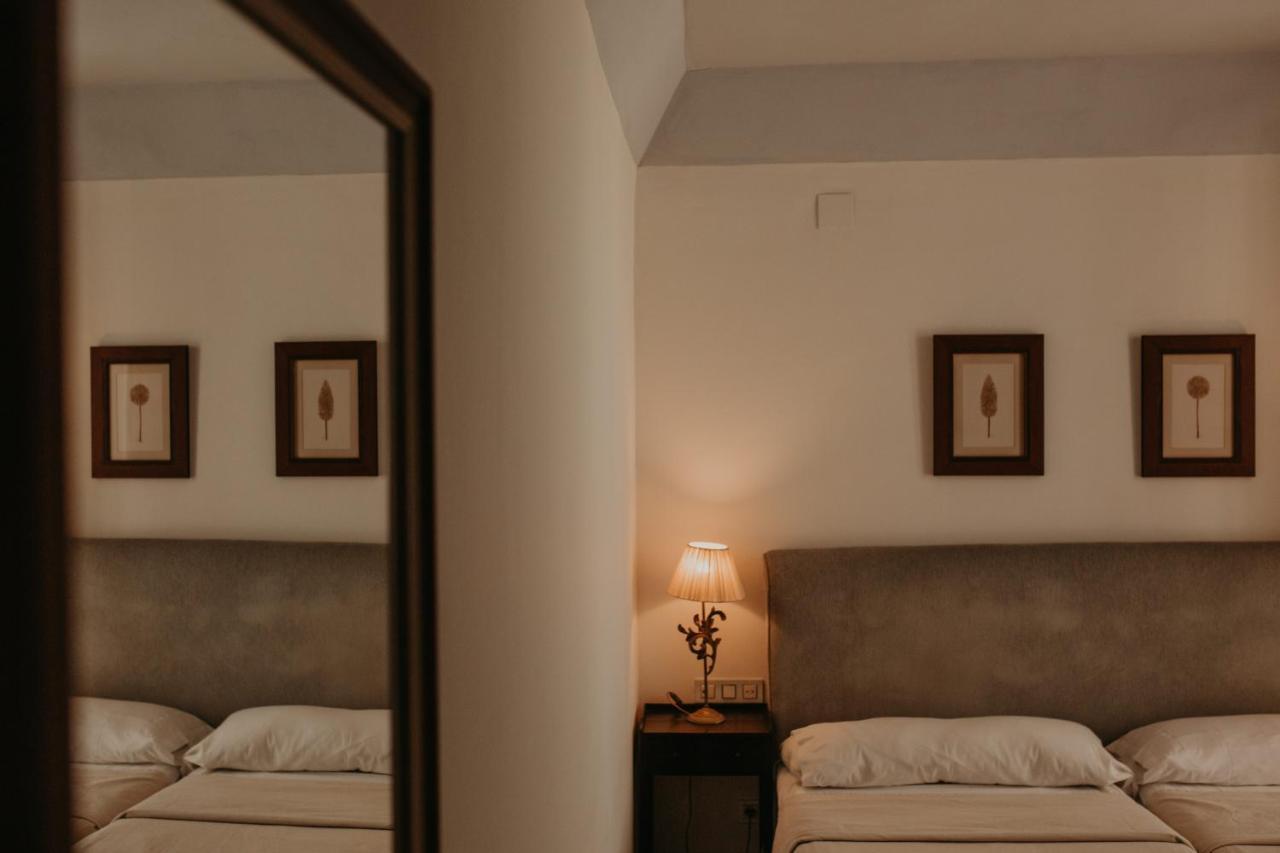 Hotel Posada De Valdezufre Aracena Esterno foto